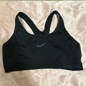 Nike Pro Sports Bra